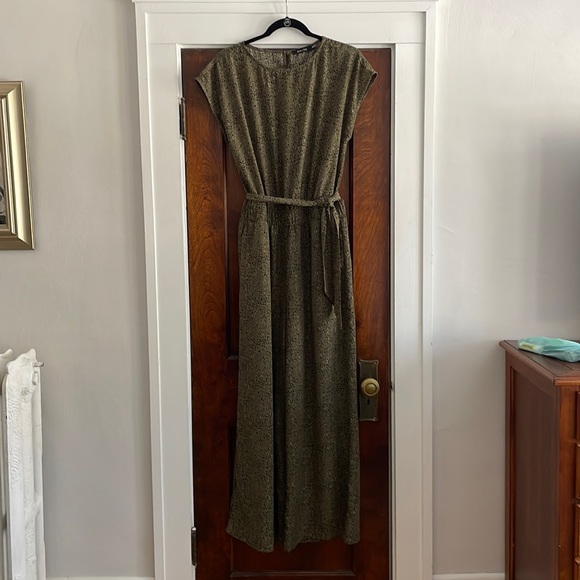 Wide leg Jumpsuit with pockets! Sz M Doe & Rae - Picture 2 of 8